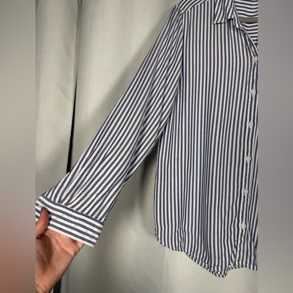 beachlunchlounge Blue and White Striped Long Sleeve Button Up Shirt Large - Picture 4 of 7